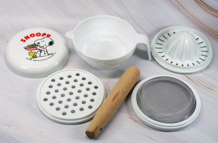 Snoopy 10 - Piece Melamine Infant and Toddler Food Prep Set - A Great Gift! - snoopn4pnuts.com