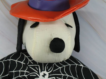 Snoopy Halloween Witch "Marshmallow" Doll With Hanging Loop (Near Mint) - snoopn4pnuts.com