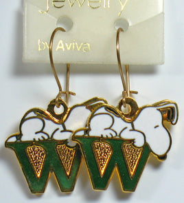 Snoopy Alphabet Cloisonne Latch Back Earrings - Green "W" - snoopn4pnuts.com