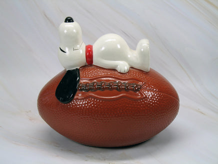 SNOOPY FOOTBALL Bank - snoopn4pnuts.com