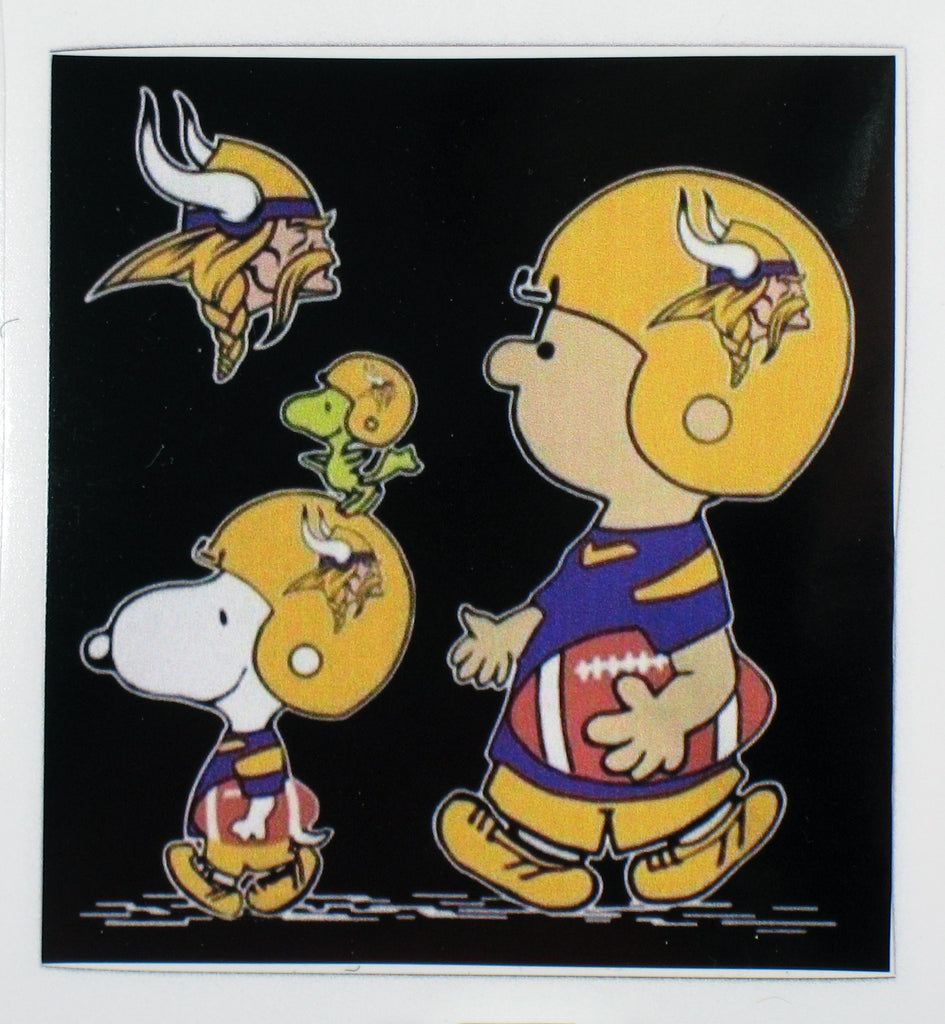 Snoopy Professional Football Indoor/Outdoor Waterproof Vinyl Decal - Minnesota Vikings
