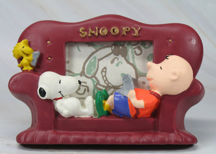 Snoopy Mini Resin 2 - D Picture Frame - snoopn4pnuts.com