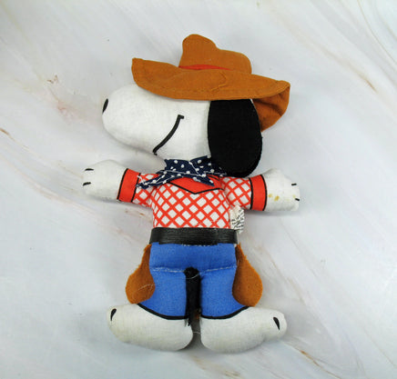 Snoopy Cowboy Greeting Doll - Howdy! - snoopn4pnuts.com