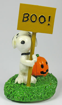Snoopy Halloween Figurine - snoopn4pnuts.com