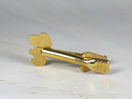 Snoopy Jogger Cloisonne Tie Clip - snoopn4pnuts.com