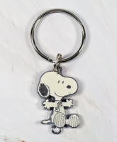 Snoopy Sitting Silver Plated Key Chain With Rhinestones