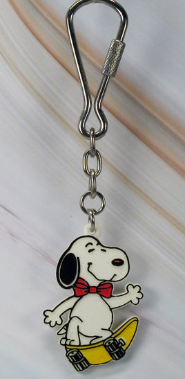 Snoopy Skateboarder Key Chain - snoopn4pnuts.com