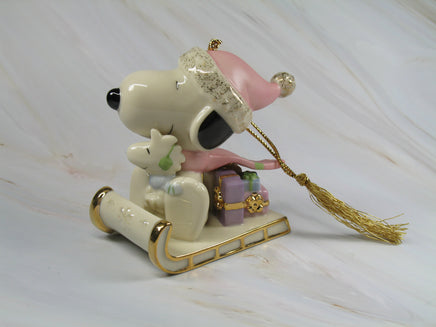 2002 Lenox Snoopy's Sledding Adventure Fine China Christmas Ornament With 24K Gold Accents - snoopn4pnuts.com