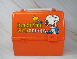 Vintage Dome Lunch Box - Lunchtime With Snoopy (One Latch Missing/Still Closes Securely) - snoopn4pnuts.com