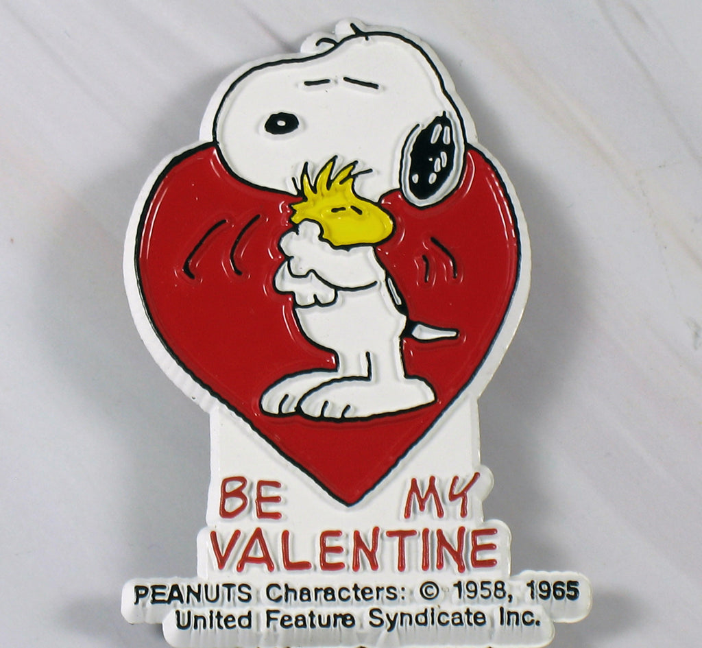 Peanuts 1970's Valentine's Day Rubber Magnet - Snoopy Be My Valentine