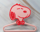 Snoopy Vintage Mini Hanger With Suction Cup