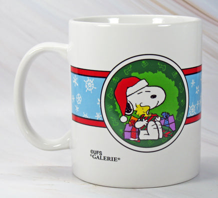 Snoopy Christmas Mug - snoopn4pnuts.com