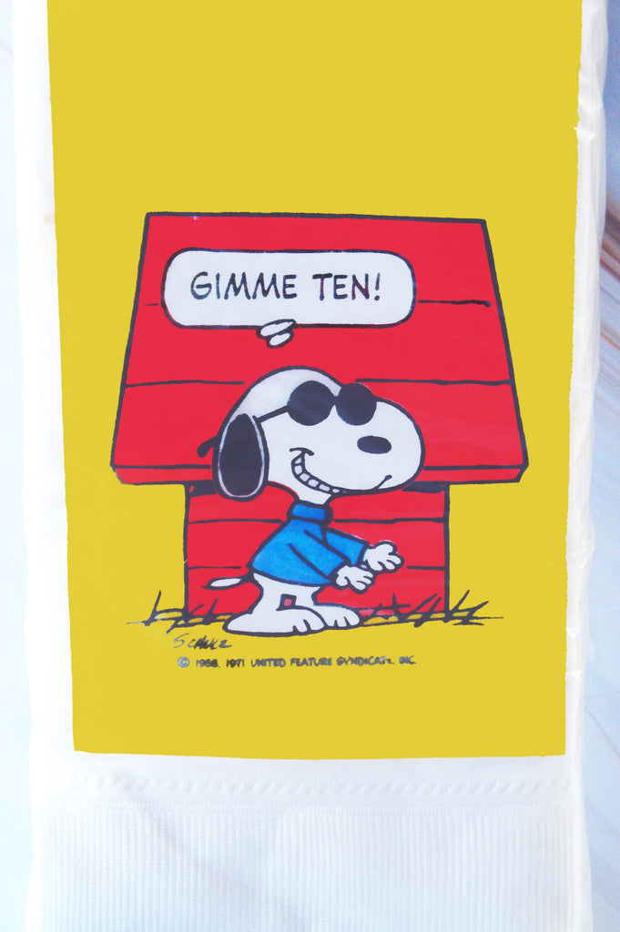 Snoopy Joe Cool Vintage Guest Towels (Dinner Napkins)