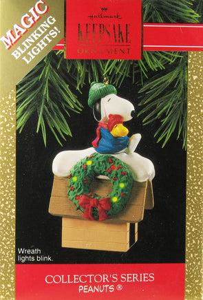 1992 Snoopy Blinking Lights Christmas Ornament - snoopn4pnuts.com