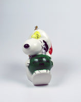 1981 Snoopy Holding Christmas Ball Ornament - snoopn4pnuts.com