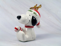 1977 Santa Snoopy Candy Cane Christmas Ornament (Near Mint) - snoopn4pnuts.com
