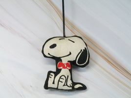 Snoopy Sitting Mini Mascot Pillow Doll Ornament (Good Condition) - snoopn4pnuts.com