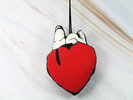 Snoopy On Heart Mini Mascot Pillow Doll Onament (Near Mint)