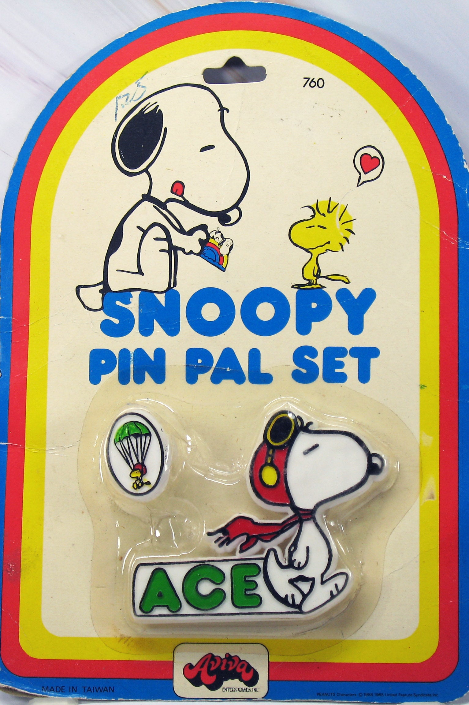 Snoopy Vintage Pin Pal Set | snoopn4pnuts.com