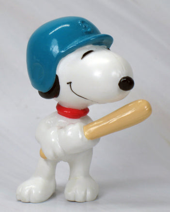 Snoopy Basketball Player Mini PVC - snoopn4pnuts.com