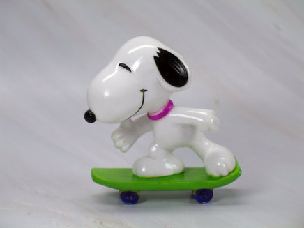 Snoopy Skateboarder PVC - snoopn4pnuts.com