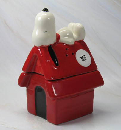 Snoopy's Doghouse Salt and Pepper Shakers With Magnetic Feature - snoopn4pnuts.com
