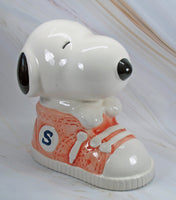 SNOOPY IN TENNIS SHOE Bank - snoopn4pnuts.com