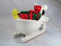 Snoopy Santa and Sleigh Vintage Planter (New But Near Mint) - snoopn4pnuts.com