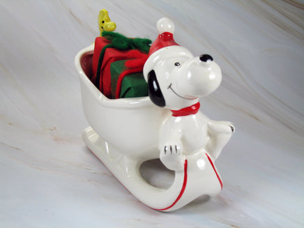 Snoopy Santa and Sleigh Vintage Planter (New But Near Mint) - snoopn4pnuts.com