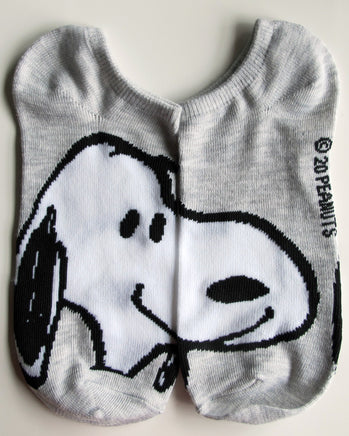 Snoopy Matching No Show Socks - snoopn4pnuts.com