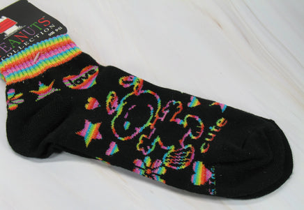 Snoopy Low Cut Socks With Glitter Accents - snoopn4pnuts.com