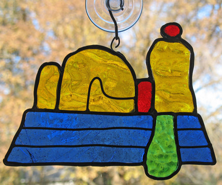 Snoopy On Doghouse Leaded Stained Glass Decor (Repaired) - snoopn4pnuts.com