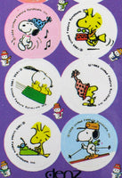 Snoopy Holiday Circle - Shaped Stickers - snoopn4pnuts.com