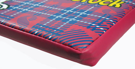 Snoopy Padded Combo. Folding Stool and Storage Box - snoopn4pnuts.com