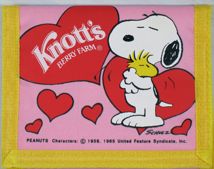Knott's Berry Farm Bi - Fold Wallet With Change Purse - snoopn4pnuts.com