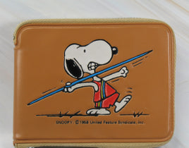Snoopy Javelin Vintage Vinyl Bi - Fold Wallet - snoopn4pnuts.com