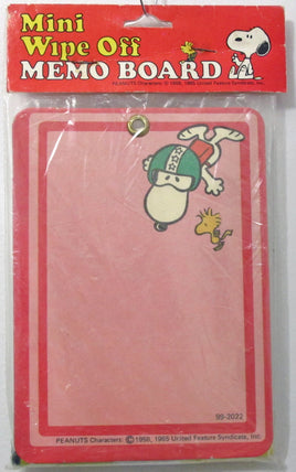 Snoopy Mini Wipe Off Memo Board - Sky Diver - snoopn4pnuts.com