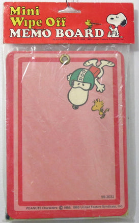 Snoopy Mini Wipe Off Memo Board - Sky Diver - snoopn4pnuts.com