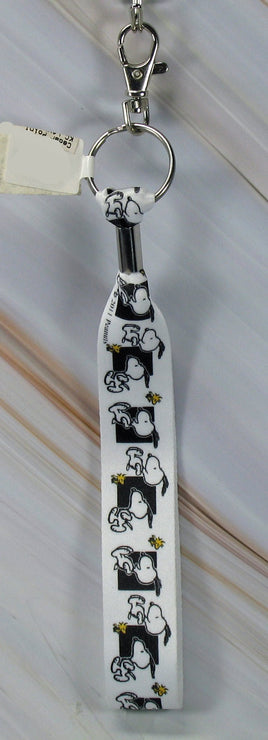 Snoopy Wrist Lanyard Key Chain With Lobster Hook Clasp - snoopn4pnuts.com