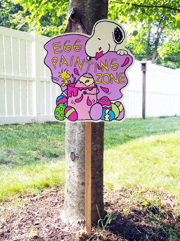 Snoopy Giant Easter Yard Sign / Wall Decor - Egg Painting Zone