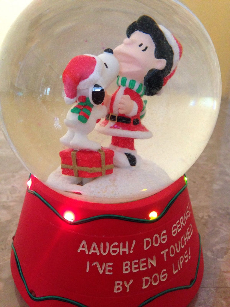 Snoopy Kissing Lucy Musical and Lighted Snow Globe