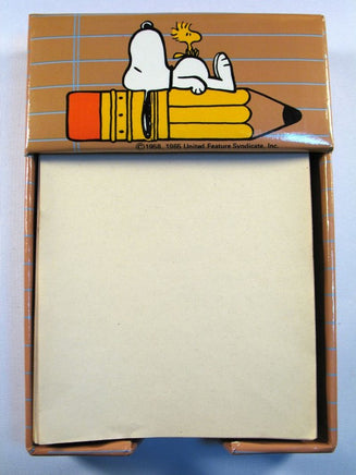 Snoopy Vintage Note Paper Tray With Original Note Paper (Near Mint)