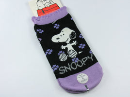 Kids Low Cut Snoopy Socks With Glitter Accents (Size 5 1/2 - 7 1/2) - snoopn4pnuts.com