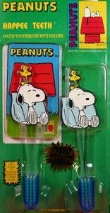 Snoopy Acrylic Toothbrush Set With Dupont Nylon Bristles And Holder - Child/Youth Size