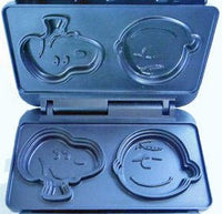 Charlie Brown and Snoopy Electric Snack and Sandwich Maker (New But No Box) - snoopn4pnuts.com