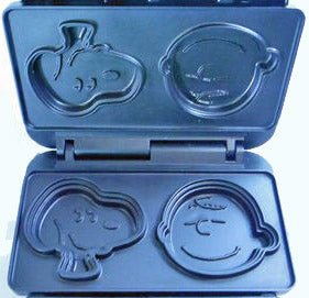 Charlie Brown and Snoopy Electric Snack and Sandwich Maker (New But No Box) - snoopn4pnuts.com