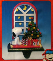 SNOOPY BY WINDOW IRON STOCKING HOLDER