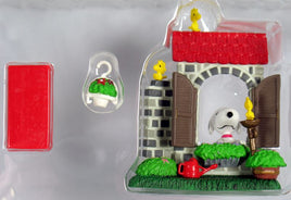Snoopy Premium Figure Scene Set - To The Garden