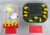 Snoopy Premium Figure Scene Set - Under The Moon