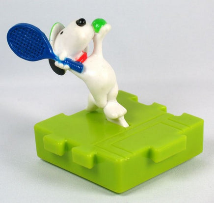 Mcdonald's 1997 Snoopy Puzzle Piece Toy - Tennis Player